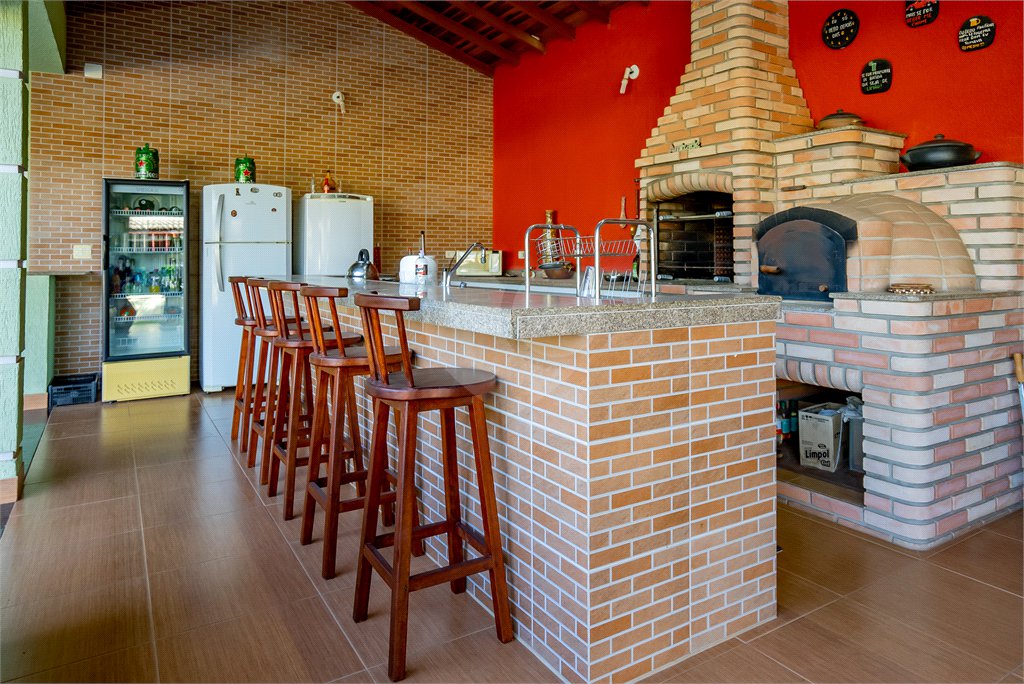 Casa à venda com 3 suítes em Parque Village Castelo, Itu, SP