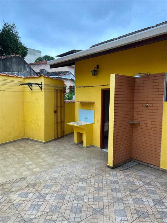 Sobrado à venda com 5 quartos, sendo 2 suítes, em Vila Universitária, São Paulo, SP