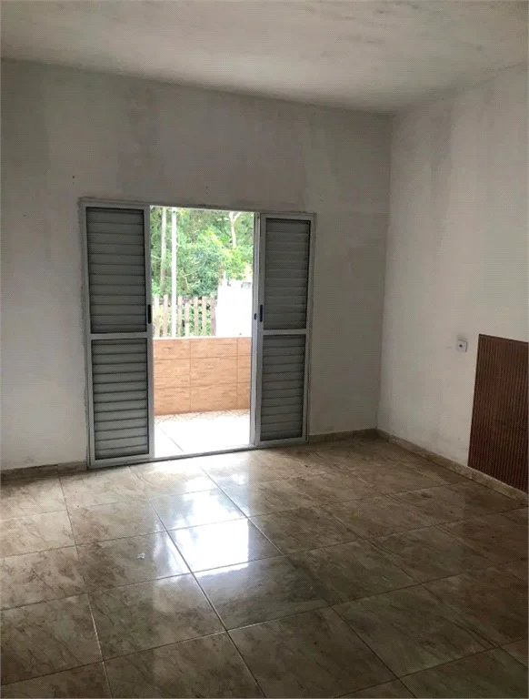 Casa à venda com 2 quartos em Caputera, Cotia, SP