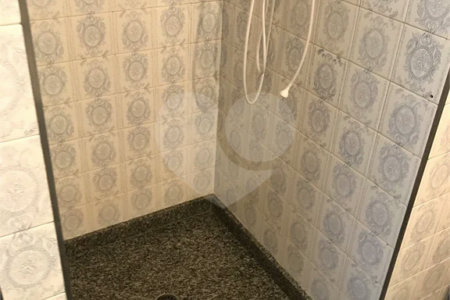 Sobrado à venda com 5 quartos, sendo 1 suíte, em Jardim São Bento, São Paulo, SP
