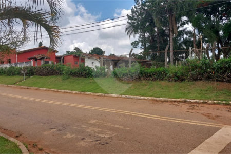 Chácara à venda com 4 quartos no Centro, Araçoiaba da Serra, SP