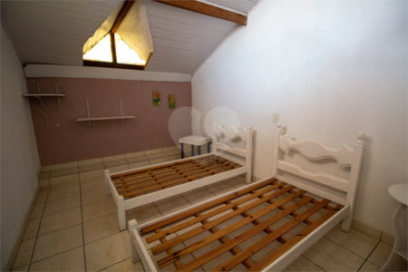 Hotel à venda com 15 quartos, sendo 4 suítes,  no Centro (canguera), São Roque, SP