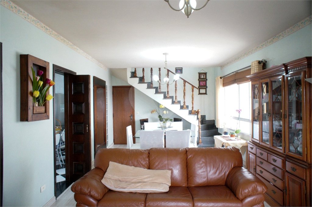 Duplex à venda com 3 quartos, sendo 1 suíte, em Vila Gustavo, São Paulo, SP