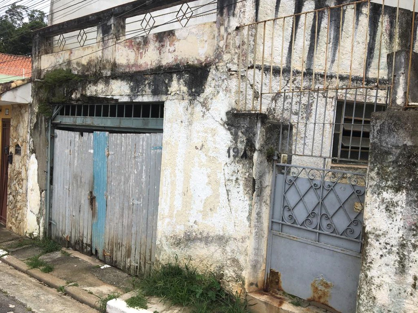 Casa à venda com 2 quartos em Horto, São Paulo, SP