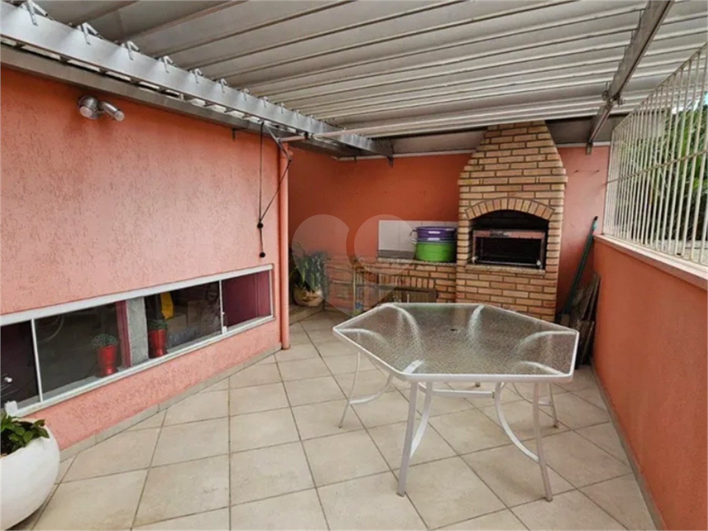 Sobrado à venda com 3 quartos, sendo 1 suíte, em Vila Pereira Barreto, São Paulo, SP