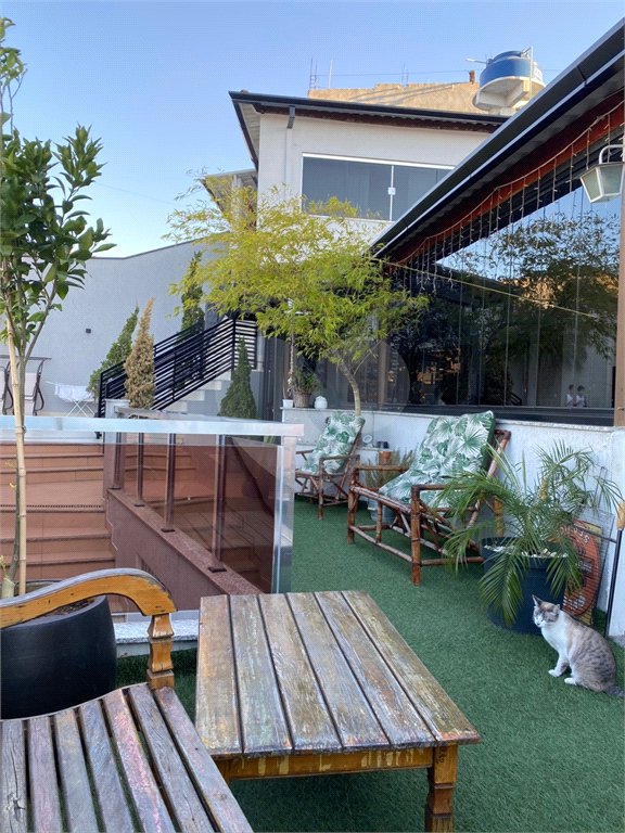Casa à venda com 7 quartos, sendo 6 suítes,  no Brasilândia, São Paulo, SP