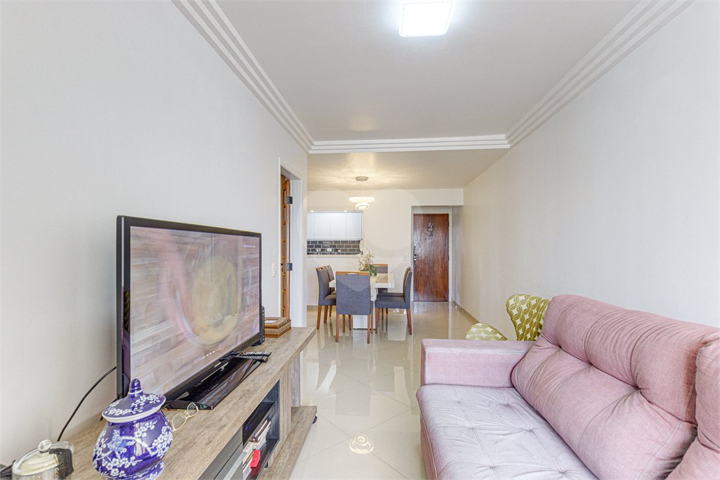 Apartamento à venda com 3 quartos, sendo 1 suíte, em Alto da Boa Vista, São Paulo, SP