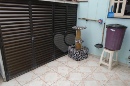 Sobrado à venda com 3 quartos, sendo 1 suíte,  em Santo Amaro, São Paulo, SP
