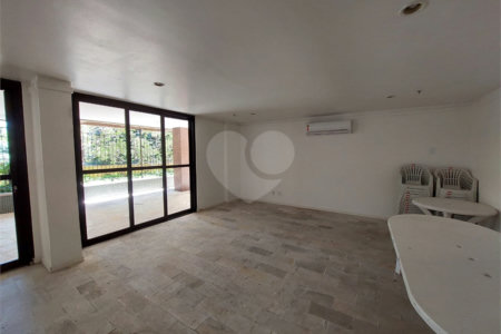 Cobertura à venda com 4 quartos, sendo 1 suíte, em Tijuca, Rio de Janeiro, RJ