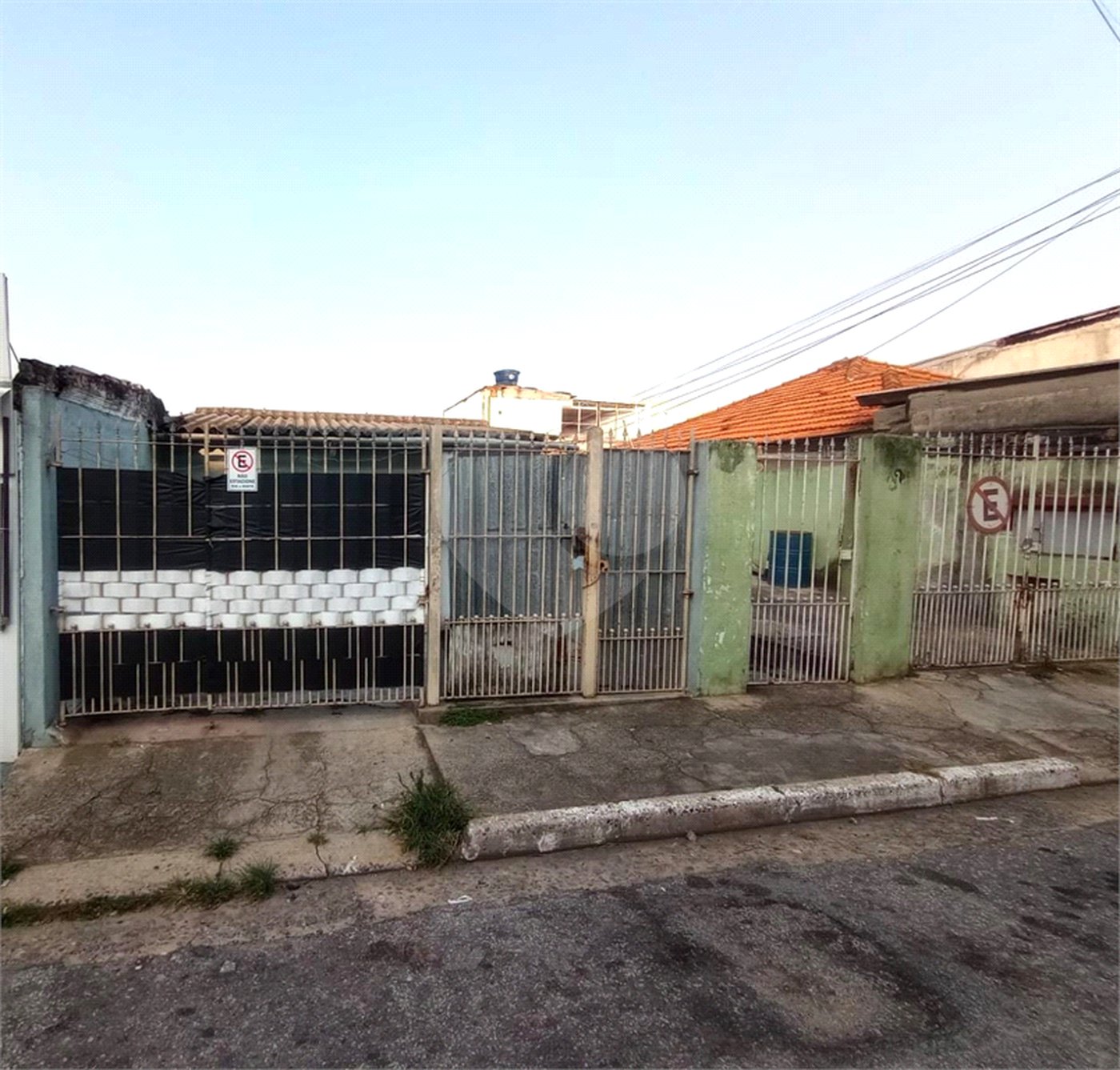 Terreno à venda com 2 quartos em Vila Paulo Silas, São Paulo, SP