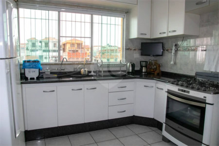 Casa à venda com 3 quartos, sendo 1 suíte, em Vila Gustavo, São Paulo, SP