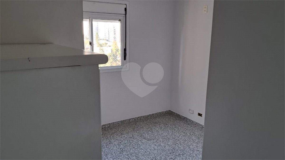 Apartamento para alugar com 3 quartos, sendo 2 suítes, em Jardim Marajoara, São Paulo, SP
