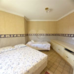 Casa à venda com 5 quartos, sendo 2 suítes, no condomínio Estância Marambaia, Vinhedo - SP