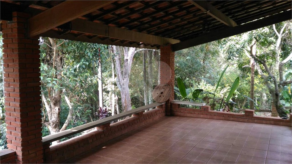 Casa à venda com 3 quartos, sendo 1 suíte,  em Jundiaizinho (terra Preta), Mairiporã, SP