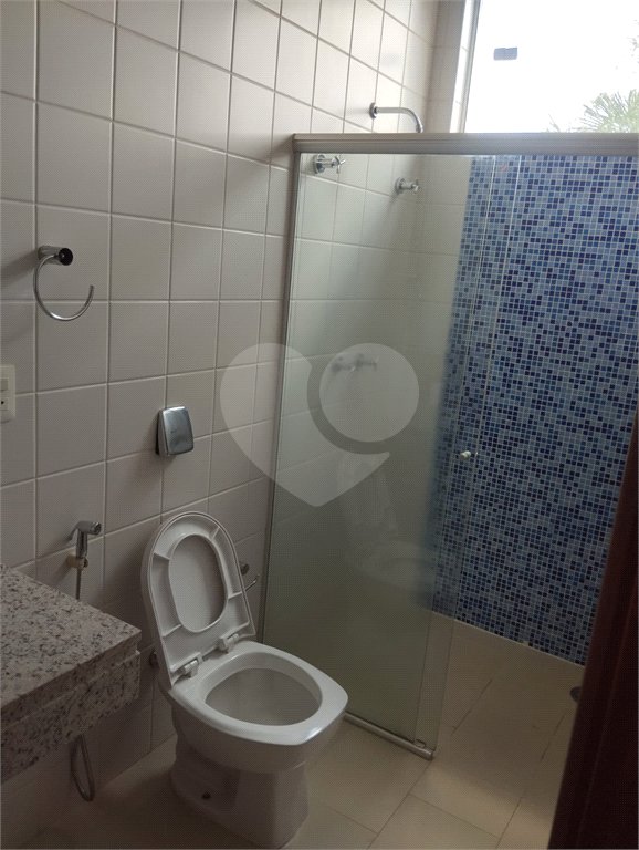 Sobrado à venda com 4 quartos, sendo 3 suítes, em Altos do Jaraguá, Araraquara, SP