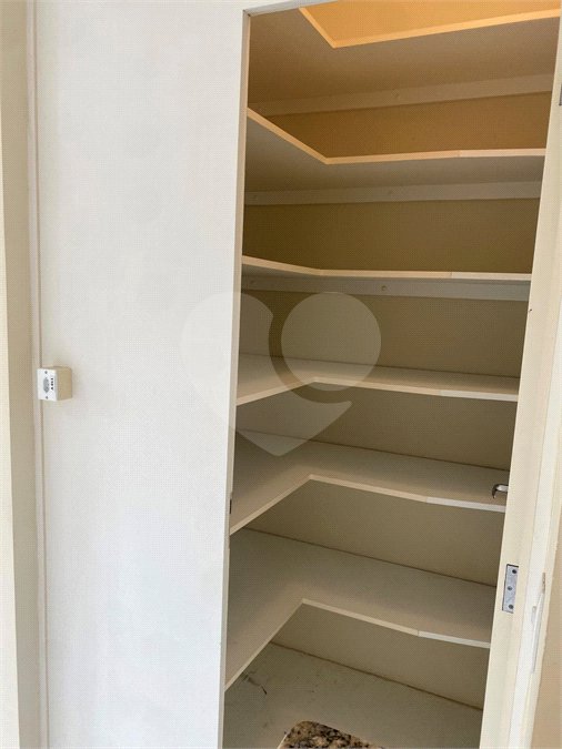 Casa para alugar com 3 quartos, sendo 1 suíte, no condomínio Reserva da Mata, Vinhedo - SP