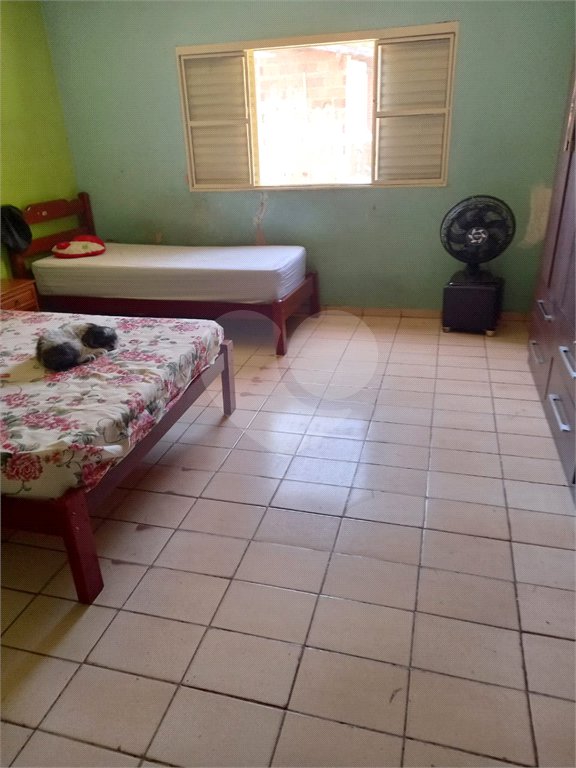 Chácara à venda com 3 quartos, sendo 1 suíte,  em Loteamento Aracê de Santo Antonio I, São Carlos, SP