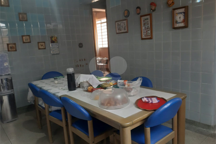 Sobrado à venda com 5 quartos em Santana, São Paulo, SP