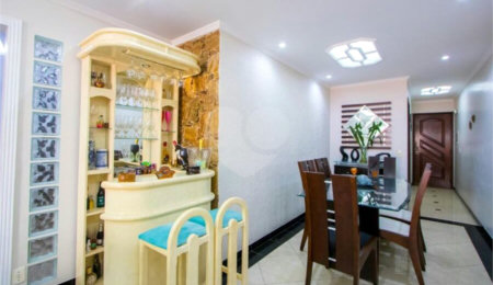 Apartamento à venda com 3 quartos, sendo 1 suíte, em Vila Assunção, Santo André, SP