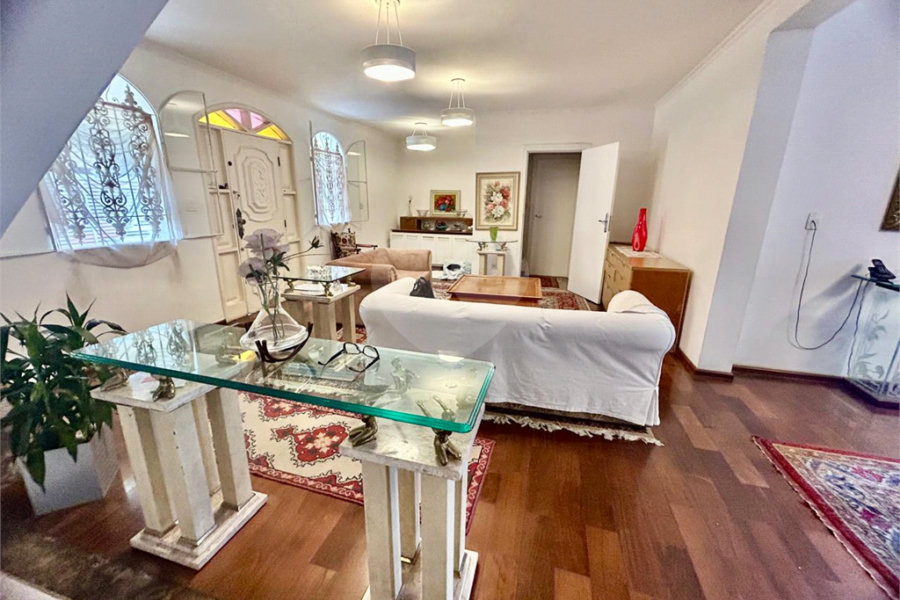 Sobrado à venda com 4 quartos, sendo 3 suítes, em Jardim São Paulo(zona Norte), São Paulo, SP