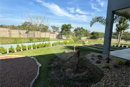 Casa à venda com 4 suítes no condomínio Fazenda Palmeiras Imperiais, Salto - SP