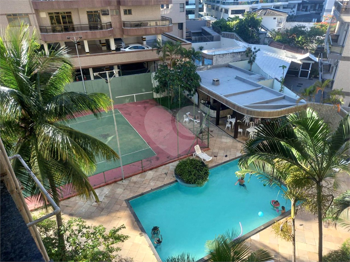 Apartamento à venda com 4 quartos, sendo 2 suítes, em Vila Nova, Cabo Frio, RJ