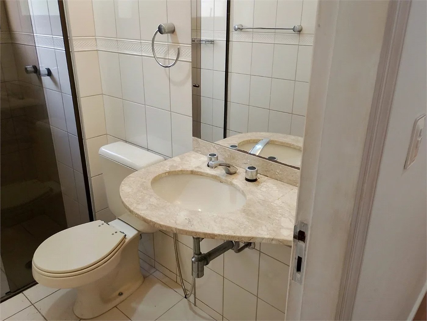 Apartamento à venda com 2 quartos, sendo 1 suíte,  em Vila Suzana, São Paulo, SP