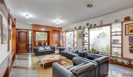 Casa à venda com 4 suítes no condomínio Granja do Morumbi, São Paulo - SP