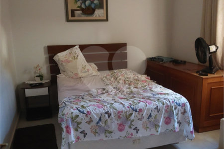 Casa Térrea à venda com 4 quartos, sendo 2 suítes,  em Vila Esperia ou Giglio, Atibaia, SP