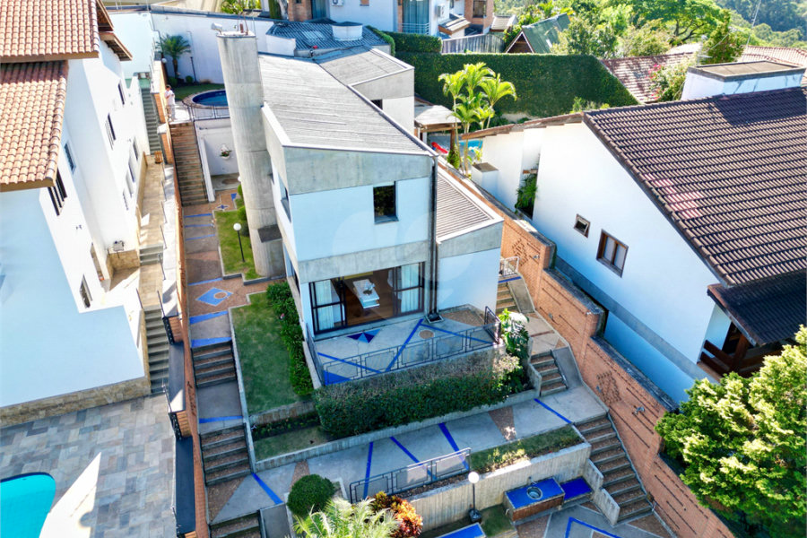 Sobrado à venda com 3 suítes em Tremembé, São Paulo, SP