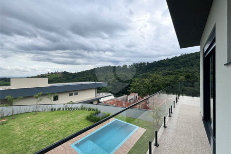Terreno à venda com 3 suítes no condomínio Quintas da Boa Vista, Atibaia - SP