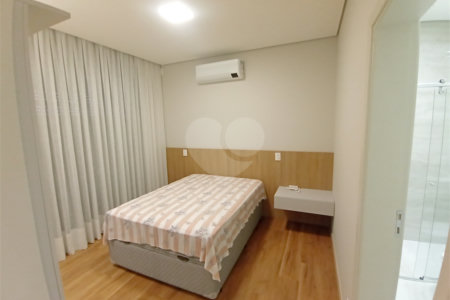 Casa à venda com 3 suítes no condomínio Campo de Toscana, Vinhedo - SP