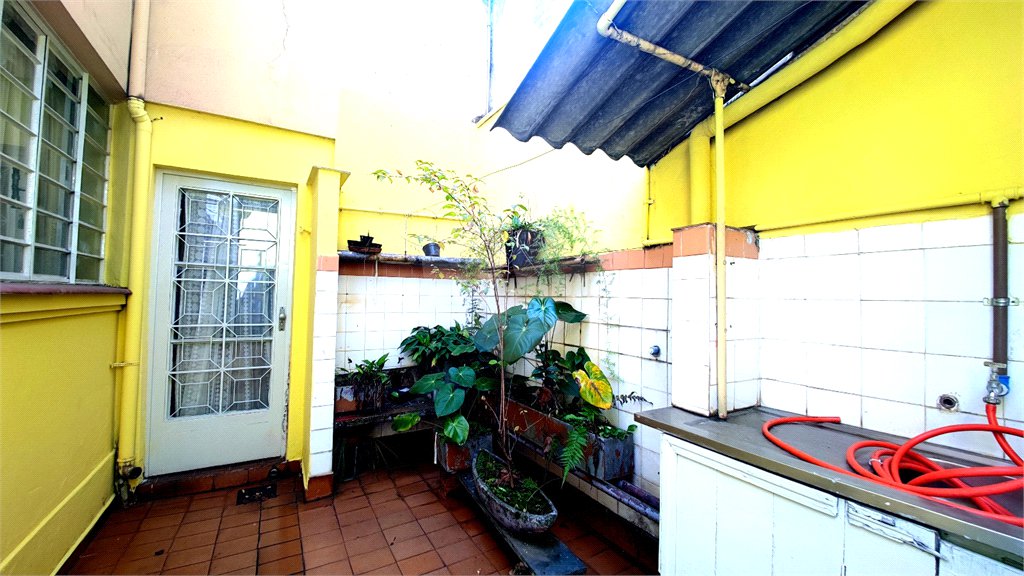 Sobrado à venda com 3 quartos em Moema, São Paulo, SP