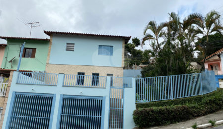 Sobrado à venda com 2 quartos em Tremembé, São Paulo, SP