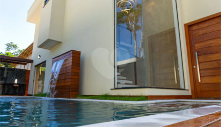 Casa à venda com 4 suítes em Arraial D´ajuda, Porto Seguro, BA