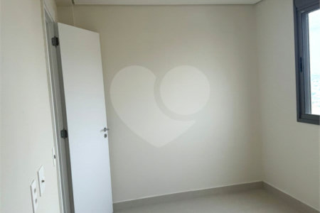 Apartamento à venda com 3 suítes em Tucuruvi, São Paulo, SP