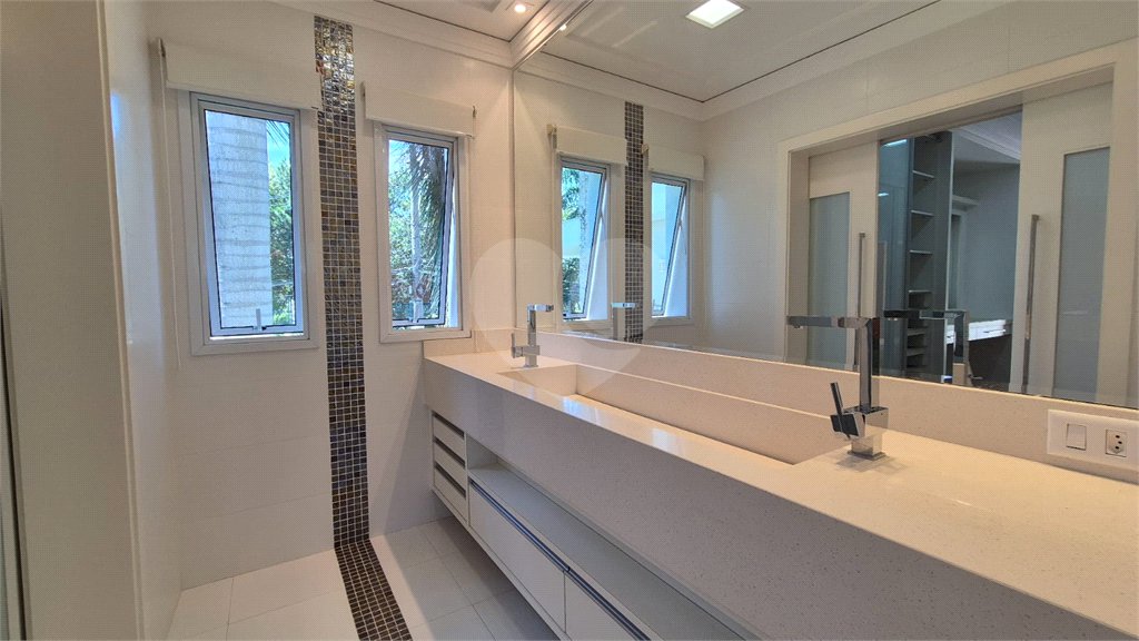 Casa à venda com 5 suítes no condomínio Lago Azul 1, Araçoiaba da Serra - SP