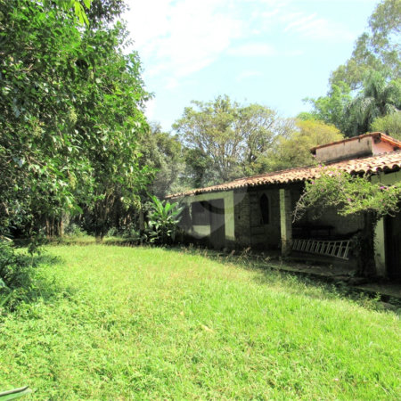 Terreno à venda com 1 quarto, sendo 3 suítes, em Granja Julieta, São Paulo, SP