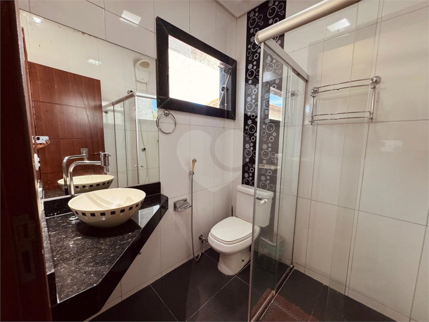 Apartamento para alugar com 1 suíte em Taperapuan, Porto Seguro, BA
