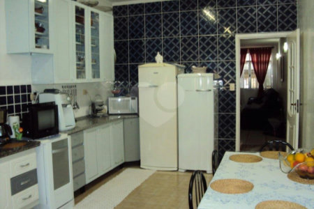 Casa à venda com 4 quartos em Campo Belo, São Paulo, SP