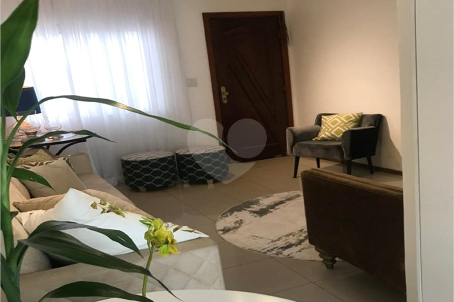 Sobrado à venda com 3 quartos, sendo 1 suíte,  em Santa Teresinha, São Paulo, SP