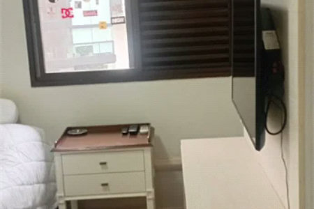 Apartamento à venda com 3 quartos, sendo 1 suíte,  em Vila Andrade, São Paulo, SP