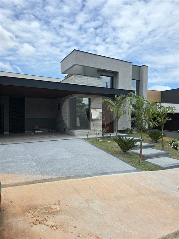 Casa à venda com 3 suítes no condomínio Residencial Milano, Indaiatuba - SP