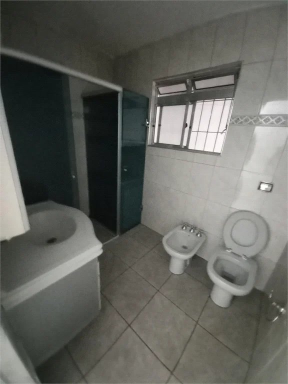 Casa à venda com 5 quartos, sendo 1 suíte, em Jardim Novo Taboão, São Paulo, SP
