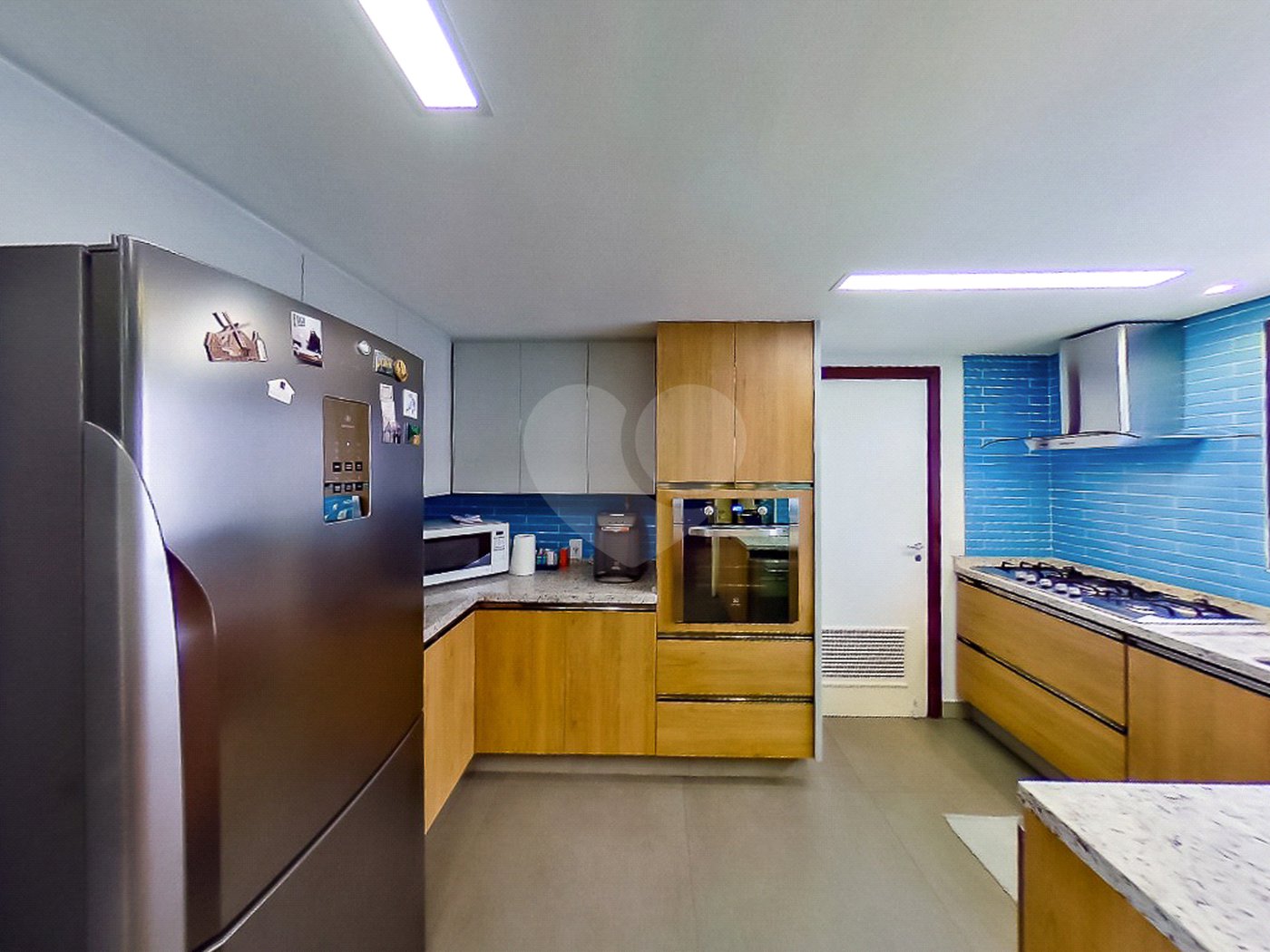 Apartamento à venda com 4 quartos, sendo 2 suítes, em Alto da Boa Vista, São Paulo, SP