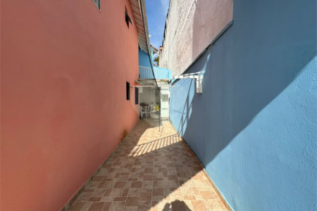 Casa à venda com 3 quartos, sendo 1 suíte,  em Vila Rosália, Guarulhos, SP