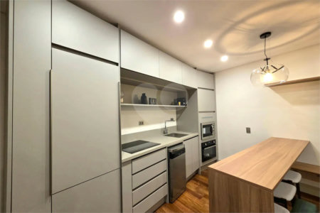 Apartamento à venda ou para alugar com 2 quartos, sendo 1 suíte, em Vila Olímpia, São Paulo, SP