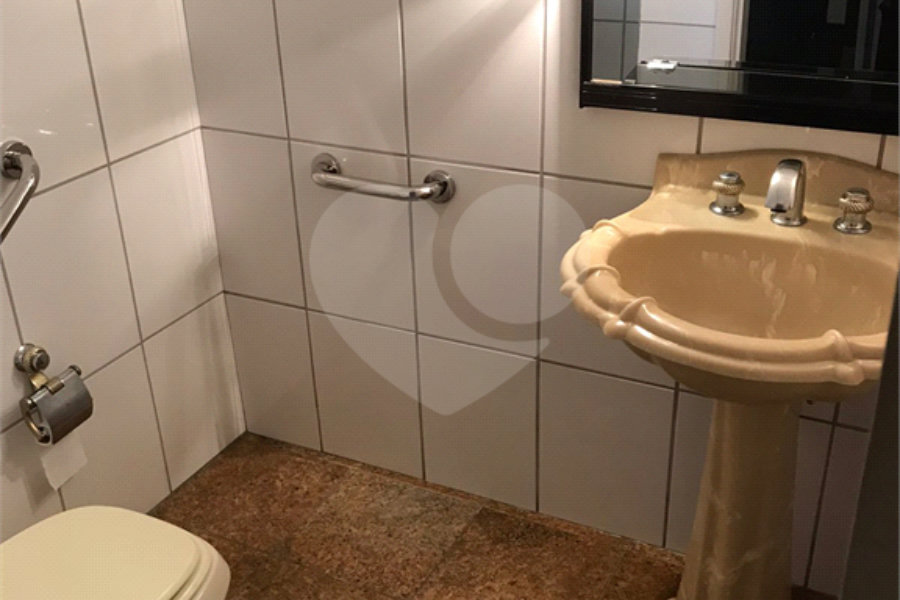 Casa à venda com 3 quartos, sendo 1 suíte, em Santana, São Paulo, SP