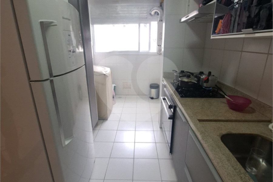 Apartamento à venda com 3 quartos, sendo 1 suíte, em Jardim Peri, São Paulo, SP