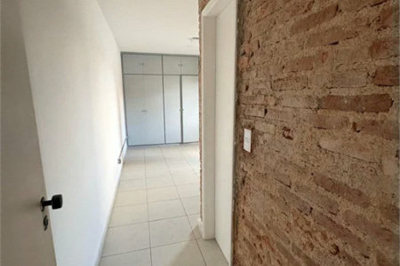 Sobrado à venda com 4 quartos, sendo 1 suíte,  em Vila Sônia, São Paulo, SP